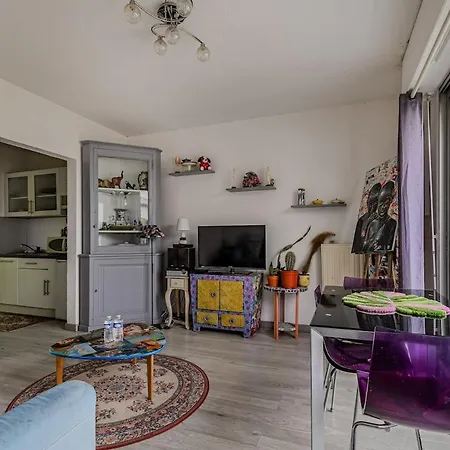 Arago - T2 Avec 1 1 Canape-lit 1 Salle De Bain * Mérignac